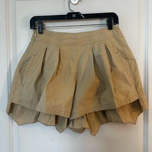 CP Khaki Tan Pleated Ruffle Cotton Boho Shorts, Size Medium